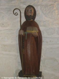 Bergot Statue St Herbot