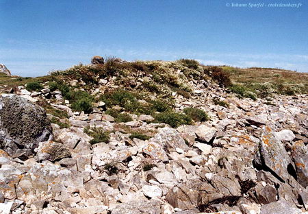 photo : Yohann SPARFEL Roch_Avel_cairn_resize